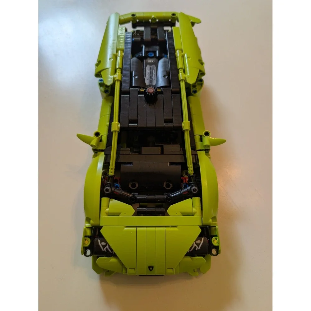 LEGO Technic Toy Lot of 2 Lime Lamborghini‎ Sian FKP 37 42115 Supercar 1:8 Scale
